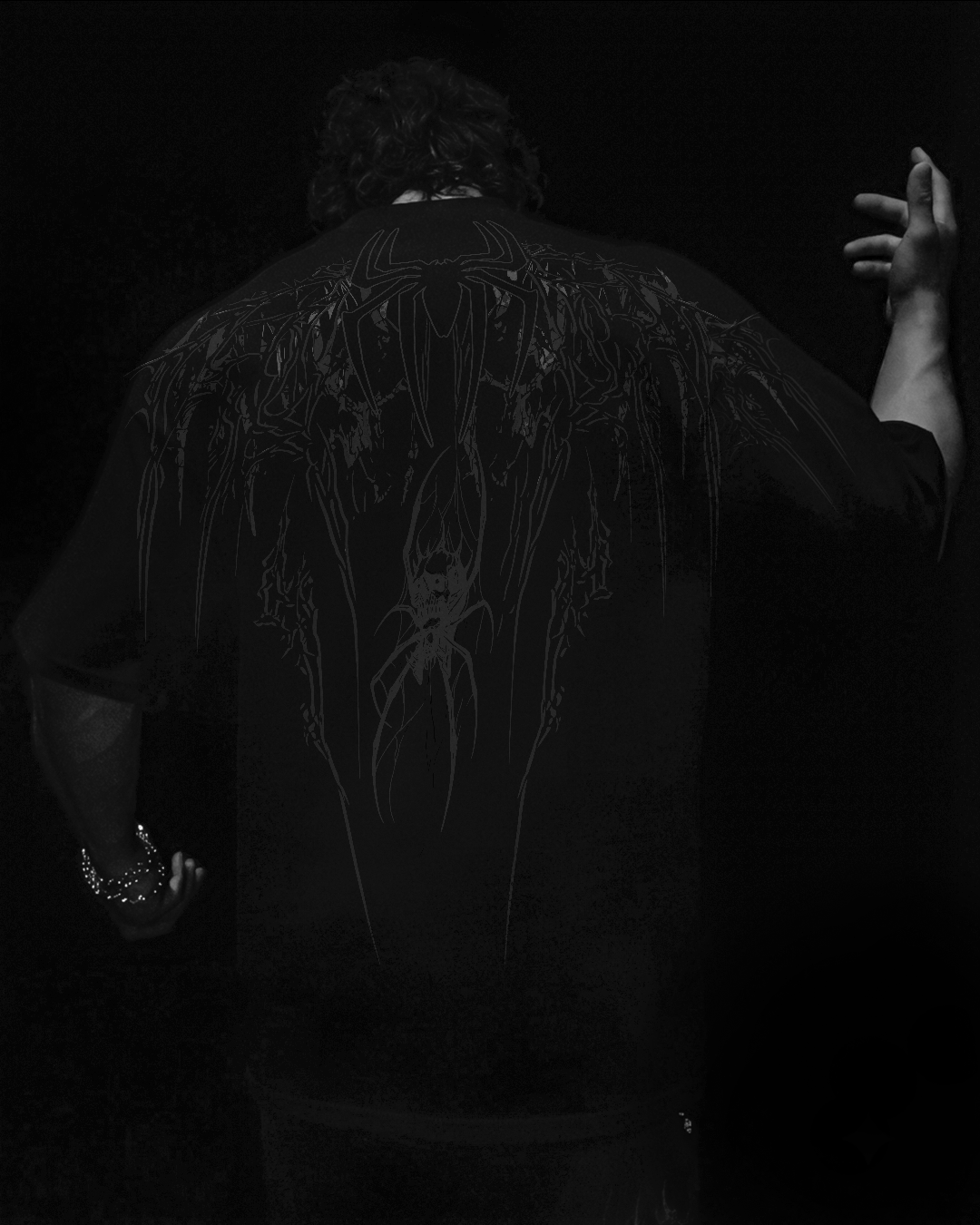 Venom Skin Oversized Preto