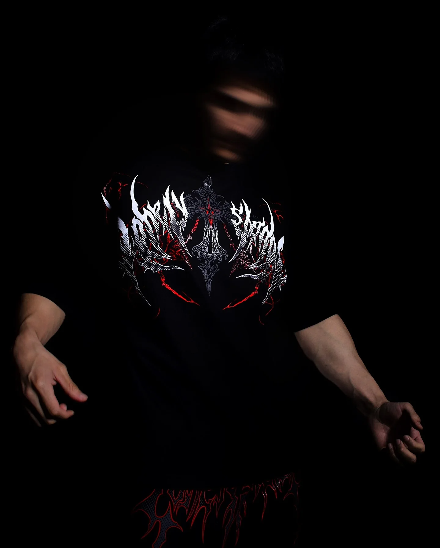 Eclipse Oversized Red & Black