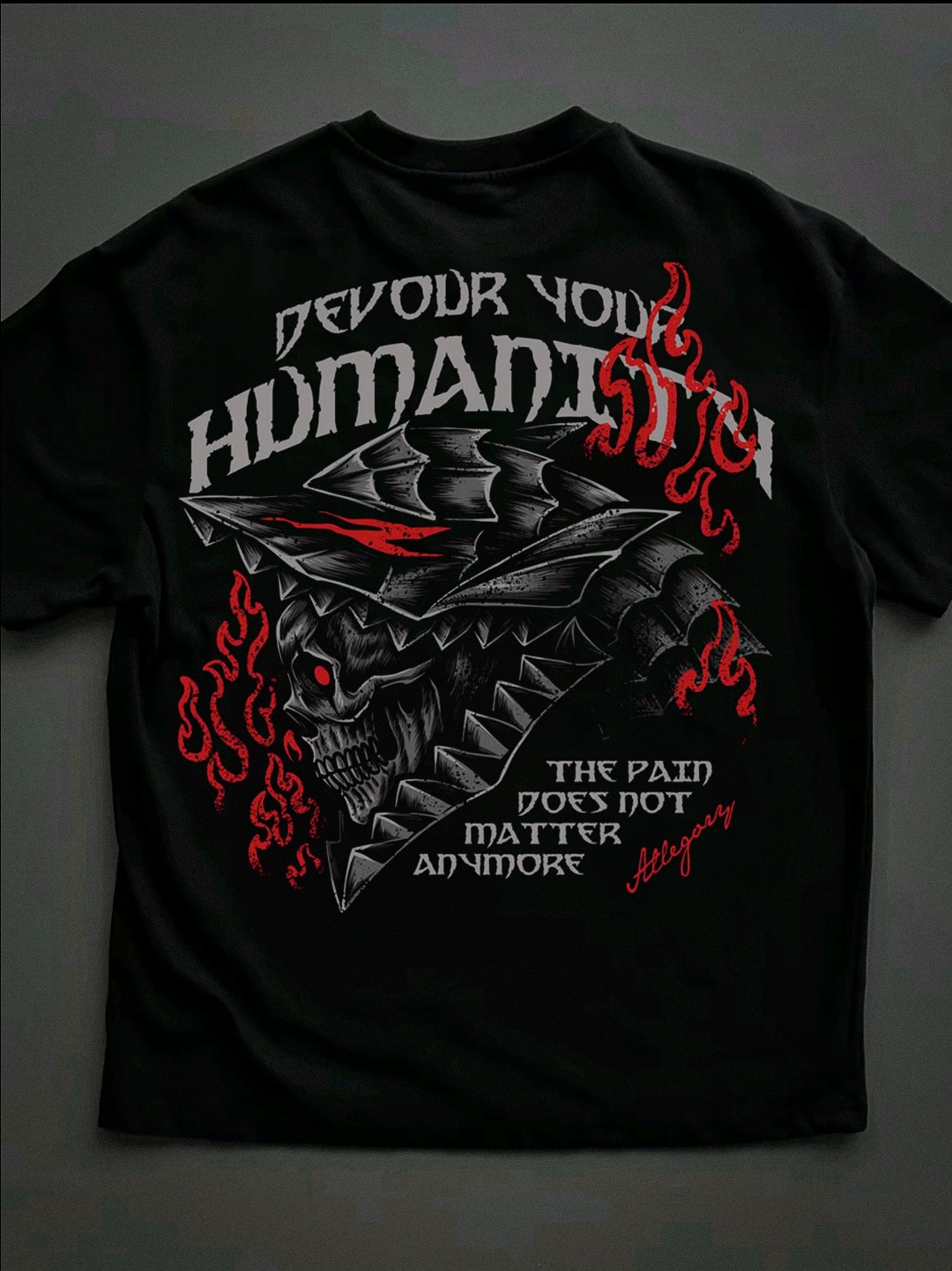 Camiseta Oversized R4ZE X BERSERK - DEVOUR