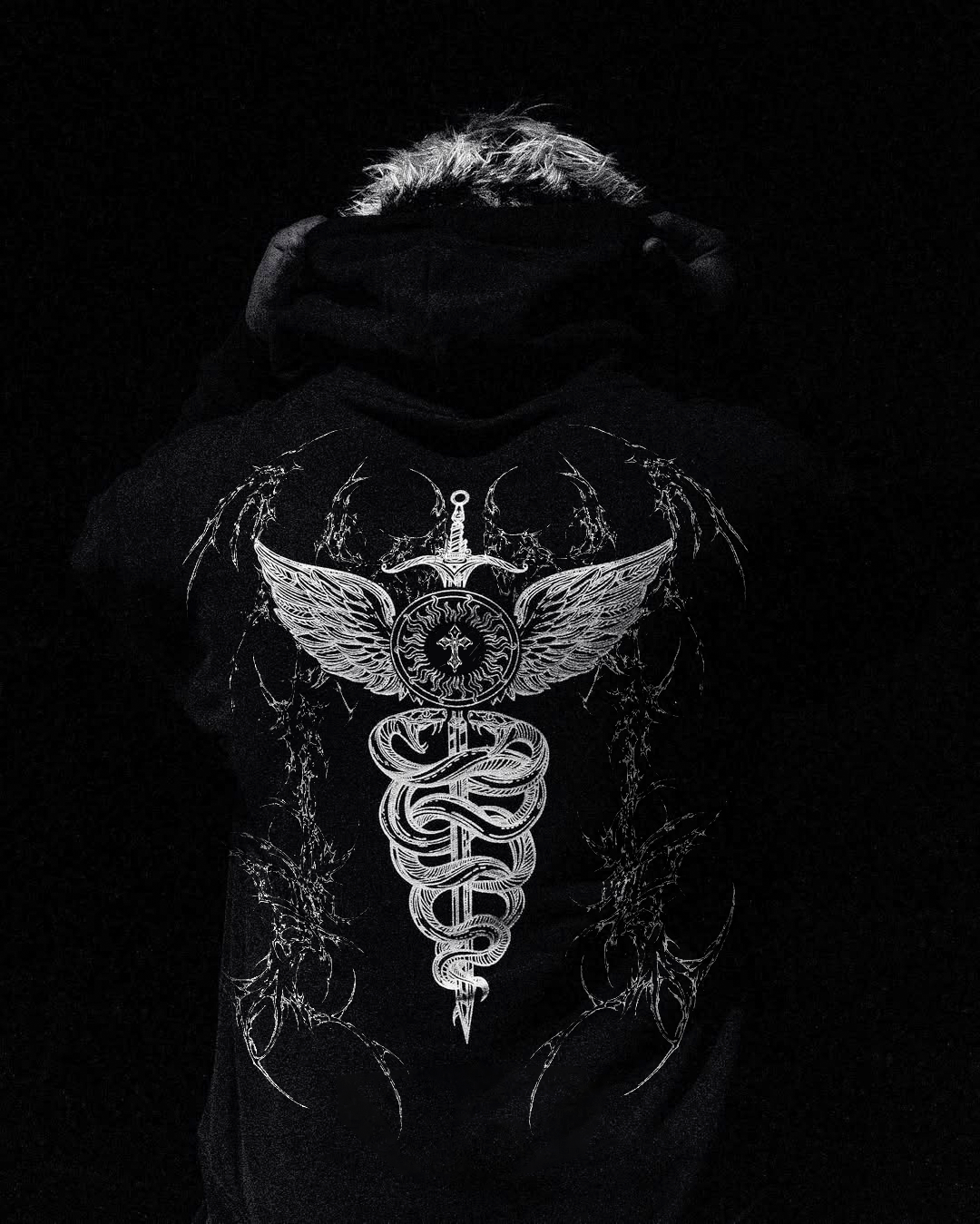 Shadowborn Moletom Preto