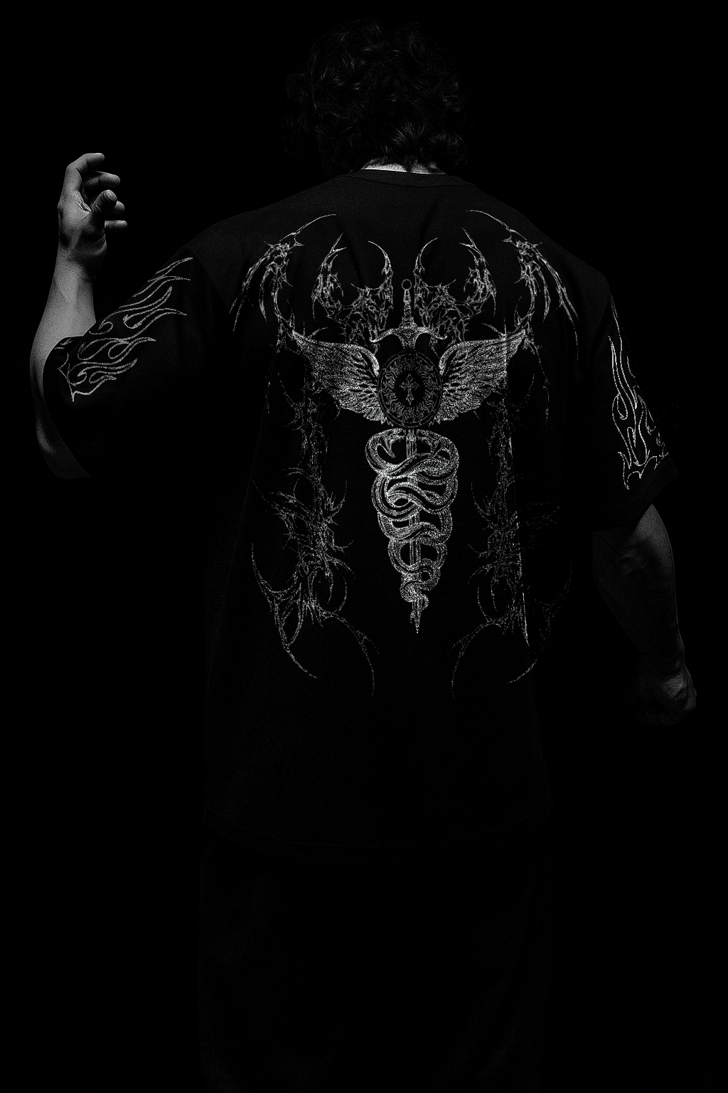 Shadowborn Oversized Preta