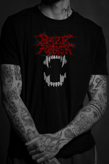 Dark Instint Camiseta Preta