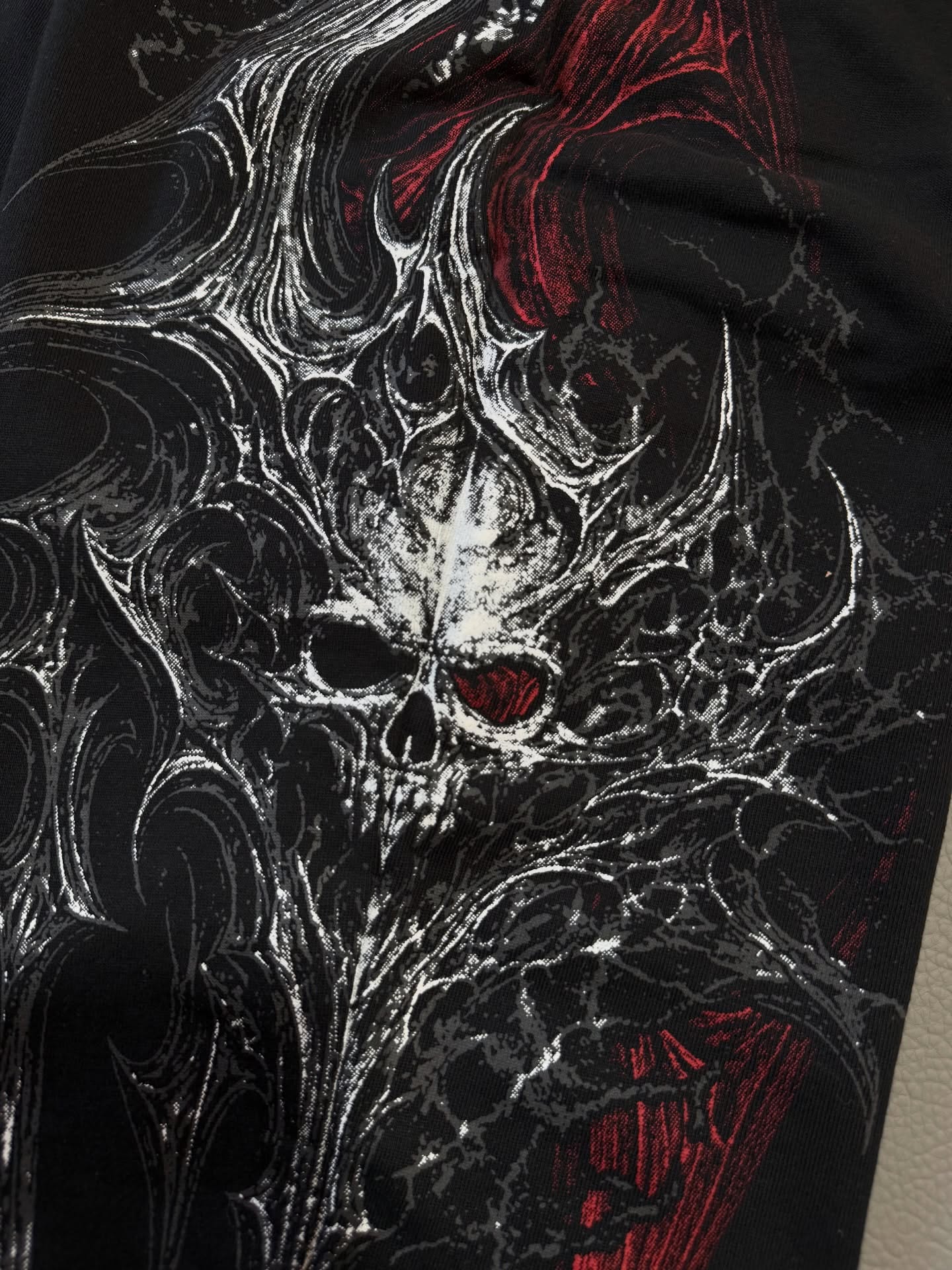 Darkhunt Baggy Moletom Preto & Vermelho