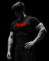 Capuz Vermelho Compressão Preto